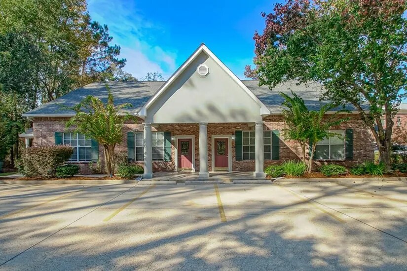 Primary Photo Of 1330 Park Dr, Mandeville Office Residential For Sale