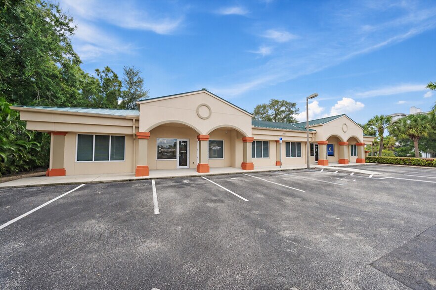 More Photos Of 202 N Rhodes Ave, Sarasota Office For Sale