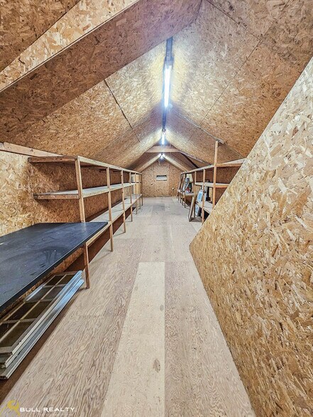 More Photos Of 51 Broad St, Ellijay Office For Lease