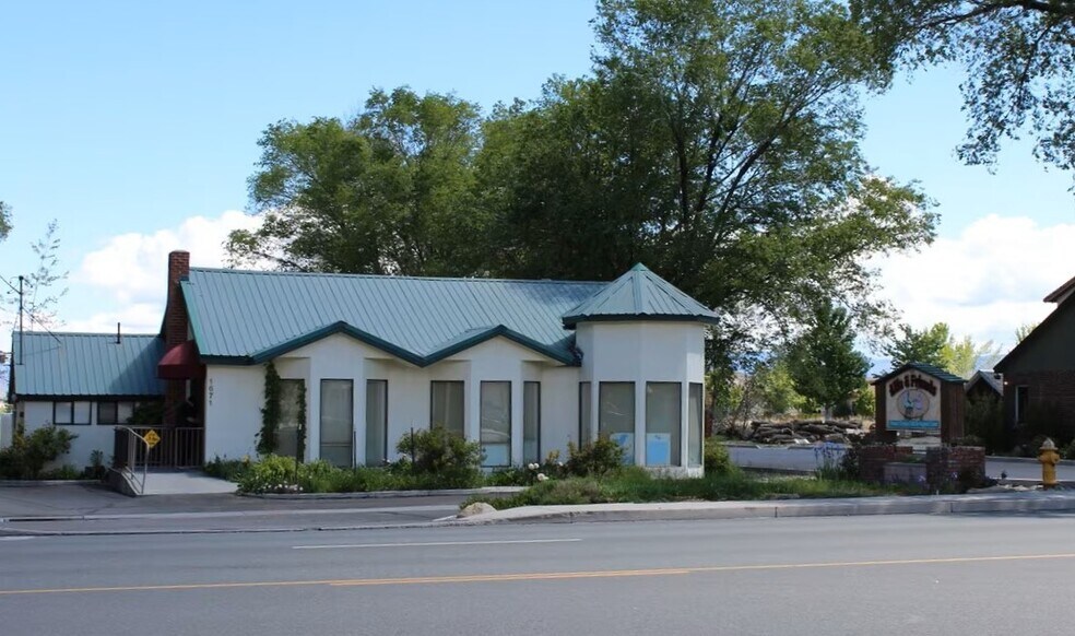 Primary Photo Of 1671 US Highway 395 N, Minden Office For Sale