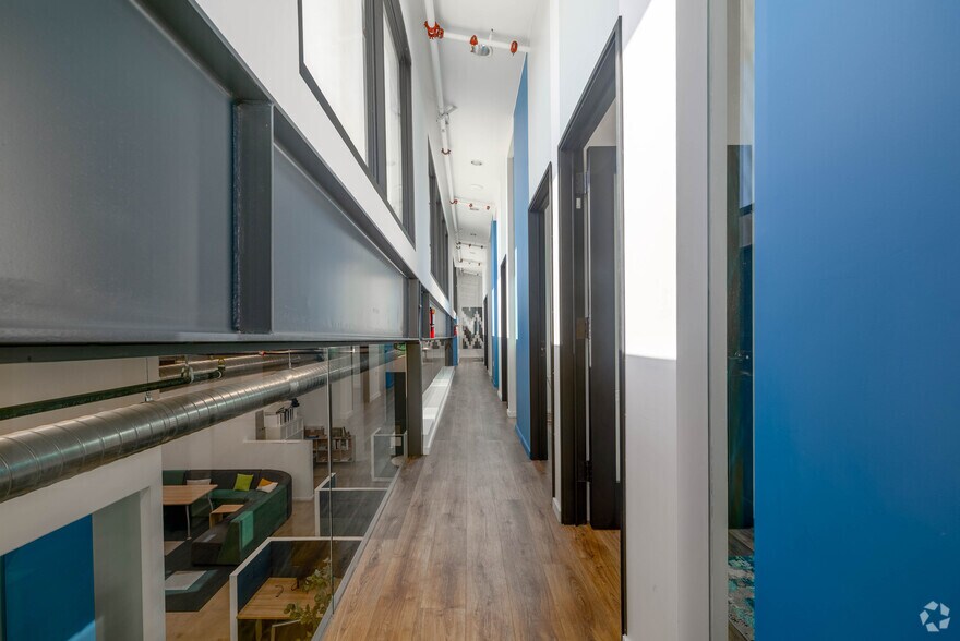 More Photos Of 5285 W Washington Blvd, Los Angeles Loft Creative Space For Sale