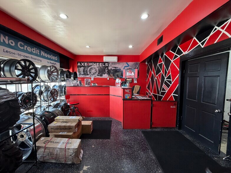 More Photos Of 3803 Paris Rd, Chalmette Warehouse For Sale