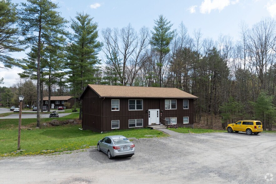 More Photos Of 17 Gina Marie Ave, Cairo Apartments For Sale