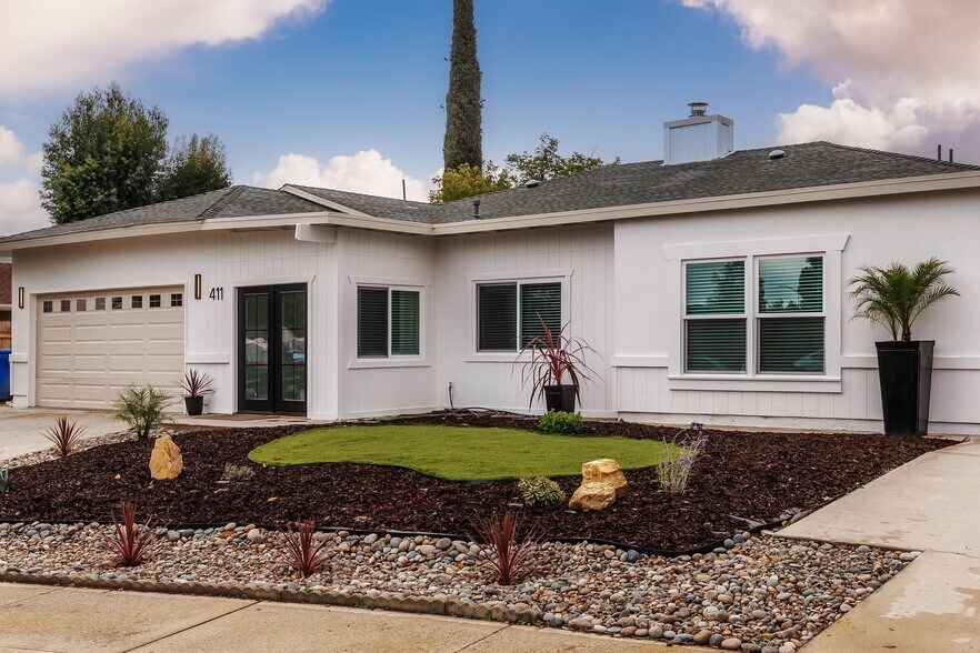 Primary Photo Of 411 Appaloosa Dr, Paso Robles Healthcare For Lease