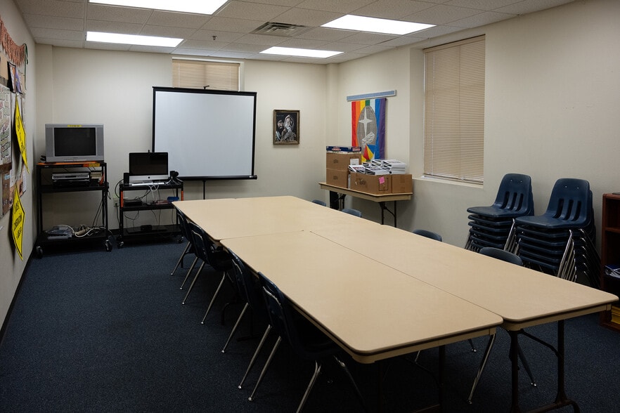 More Photos Of 16000 Rippling Water Dr, Houston Religious Facility For Sale