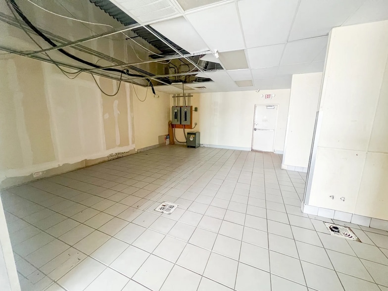 More Photos Of 1901 Rankin Hwy, Midland Storefront For Lease