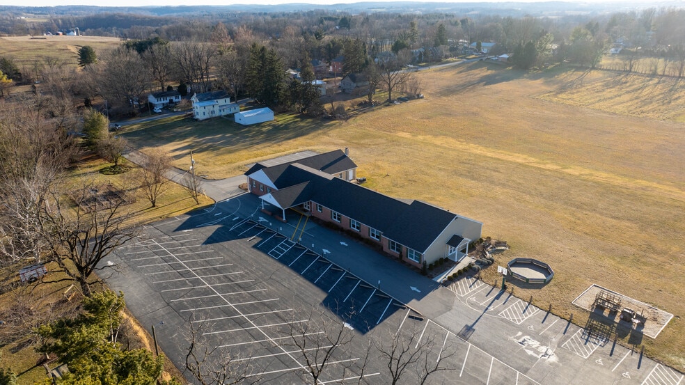 More Photos Of 121 Walnut Hill Rd, Millersville Religious Facility For Sale