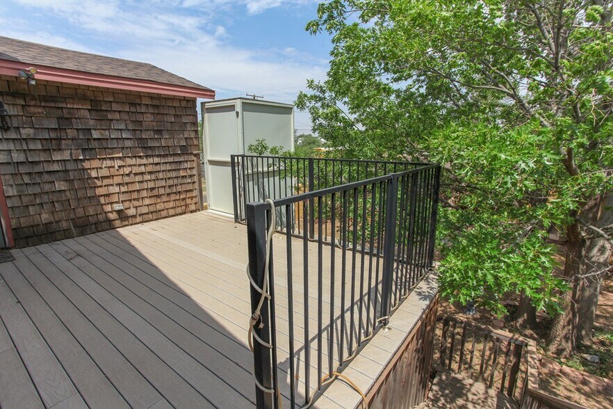 More Photos Of 1201 E 11th Pl, Big Spring Specialty For Sale