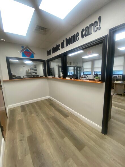 More Photos Of 422 Post Rd, Warwick Medical For Lease