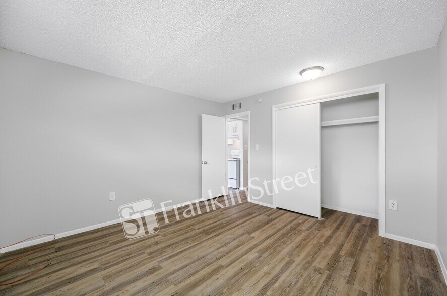More Photos Of 1852 Golf View Ave, Fort Myers Apartments For Sale