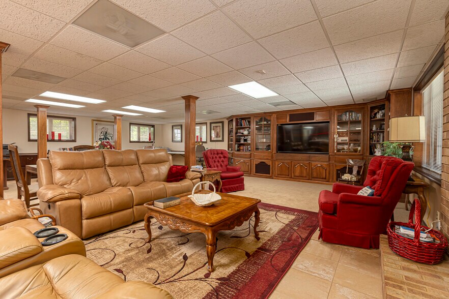 More Photos Of 15866 Moellers Rd, Marion Specialty For Sale