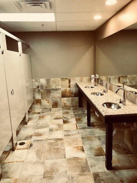 More Photos Of 1201 3rd St, Alexandria Office For Sale