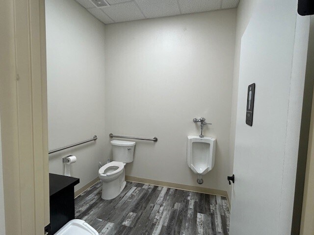 More Photos Of 2307 Stafford Blvd, Pecos Industrial For Lease