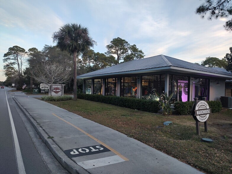 More Photos Of 32 Palmetto Bay Rd, Hilton Head Island Unknown For Lease