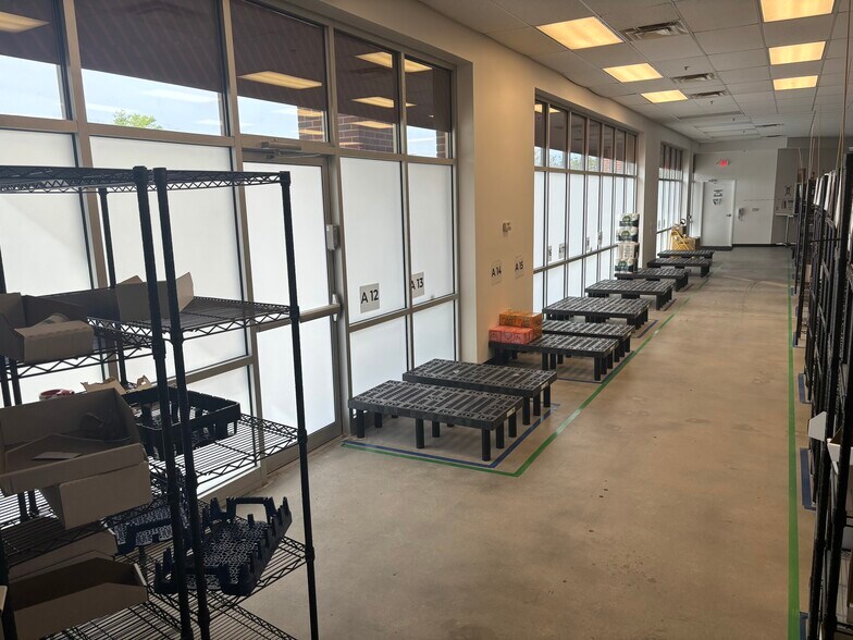 More Photos Of 1259-1263 N State Road 135, Greenwood Unknown For Lease