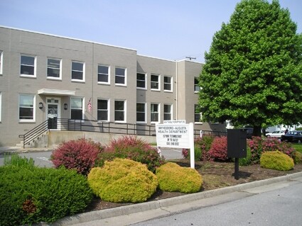 More Photos Of 200 W 12th St, Waynesboro Warehouse For Lease