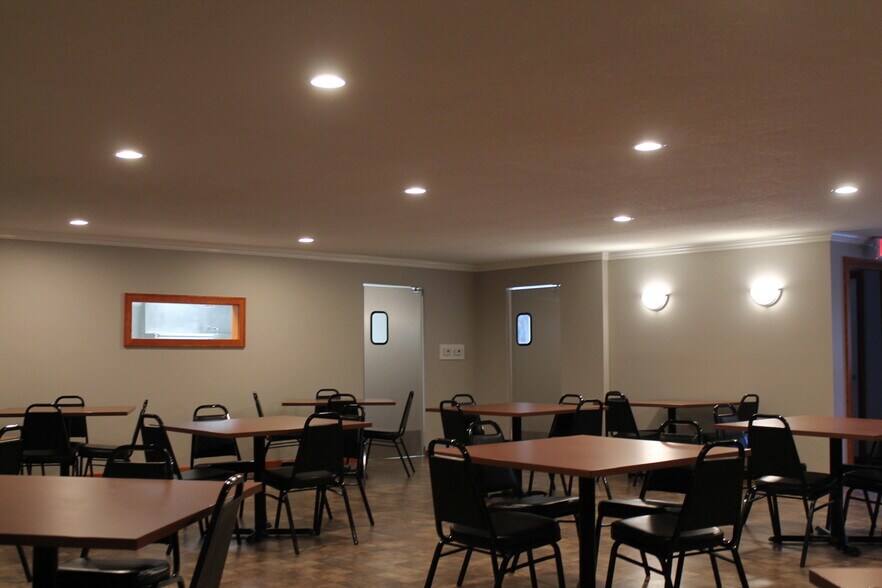 More Photos Of 1951 Indian Lake Rd, National City Restaurant For Sale