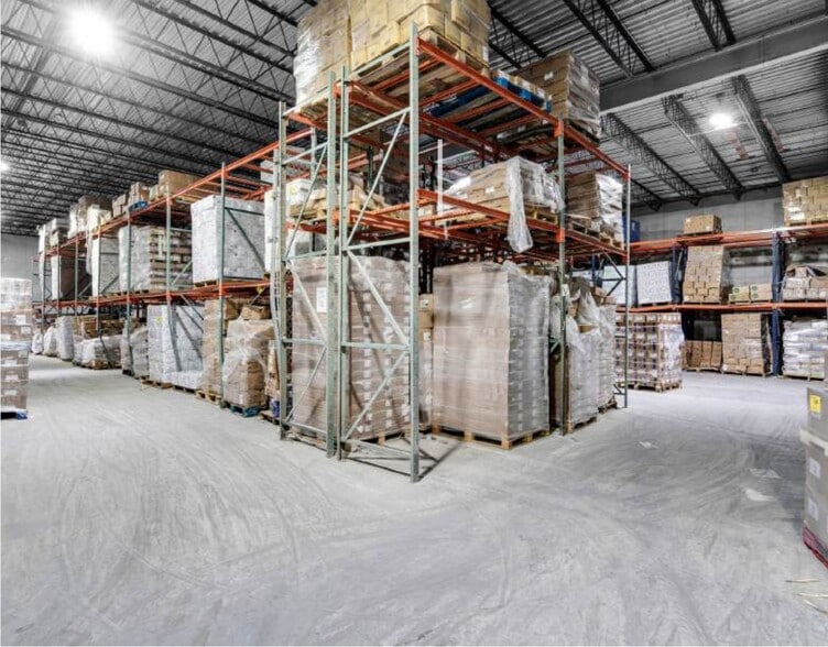 More Photos Of 3220 SW 2nd Ave, Fort Lauderdale Refrigeration Cold Storage For Sale