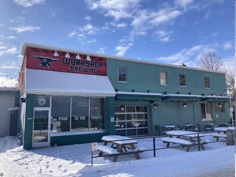 More Photos Of 221 Garland St, Traverse City Storefront Retail Office For Lease