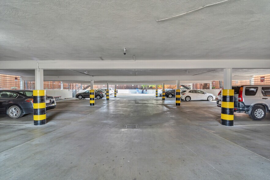 More Photos Of 556 N 1st St, San Jose Medical For Sale