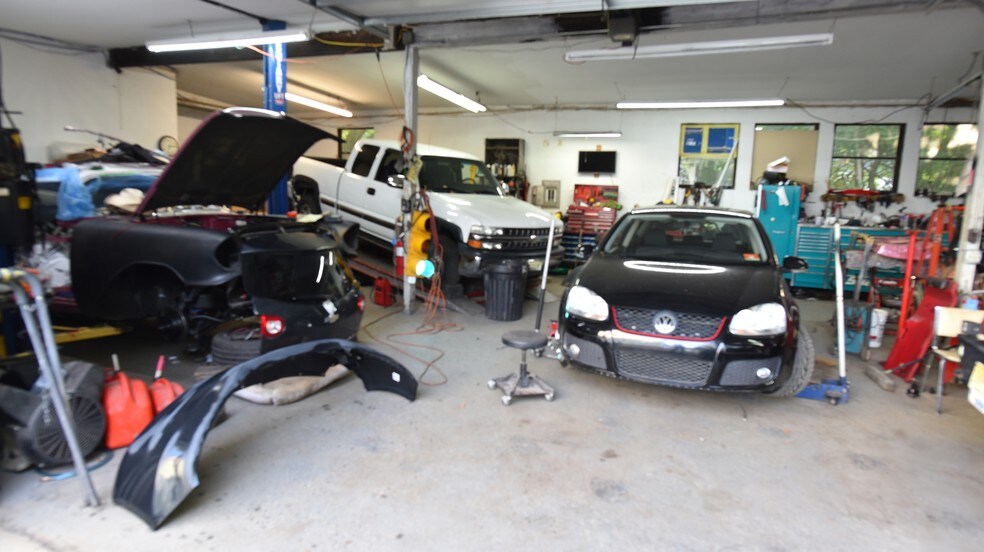 More Photos Of 56 Model Ave, Hopewell General Retail For Sale