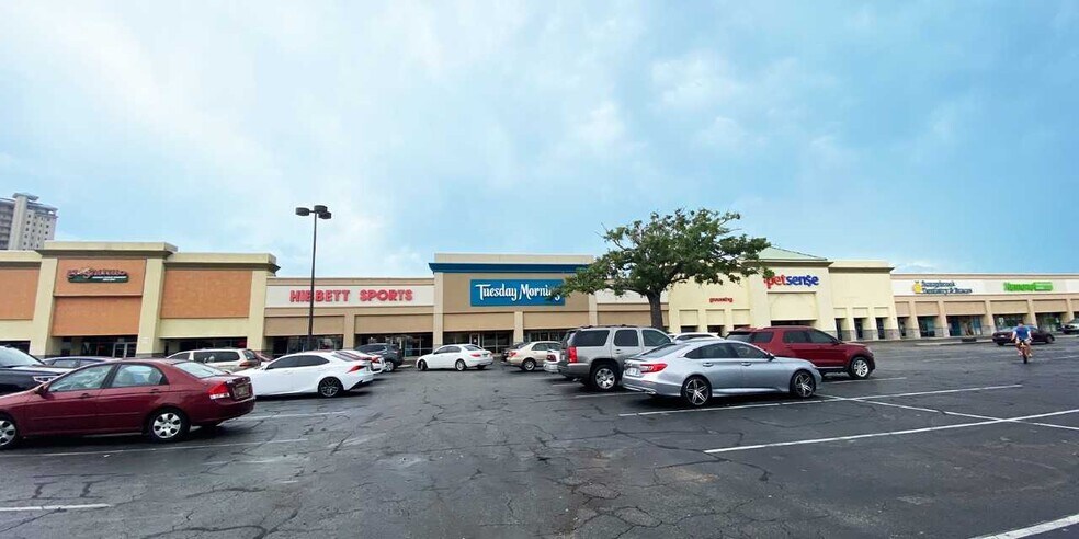 More Photos Of 2650 Beach Blvd, Biloxi Unknown For Lease