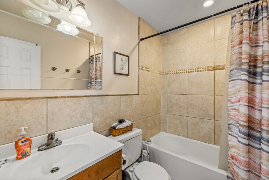 More Photos Of 1117 Lincoln Ave, Steamboat Springs Freestanding For Sale