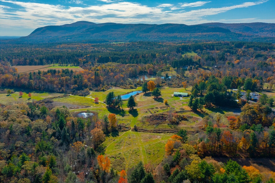 More Photos Of 685 S Egremont Rd, Great Barrington Golf Course Driving Range For Sale