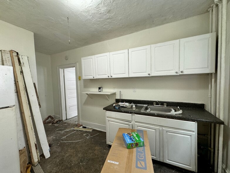 More Photos Of 252 Sisson Ave, Hartford Apartments For Sale