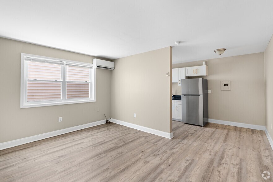 More Photos Of 4919 A St SE, Washington Apartments For Sale
