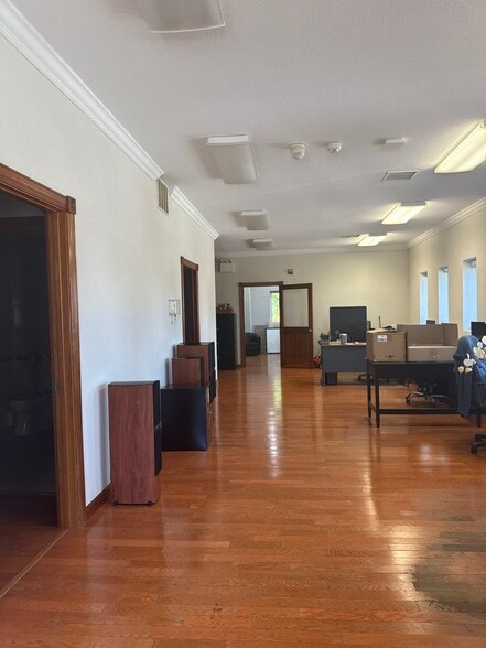 More Photos Of 1501 Industrial Hwy, Cinnaminson Warehouse For Lease