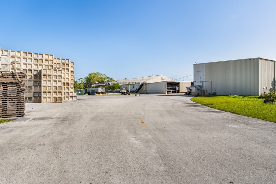 More Photos Of 2600 45th St, Vero Beach Food Processing For Sale