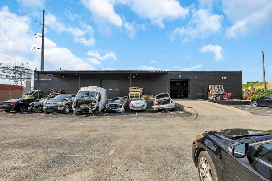 More Photos Of 1025 E Fifth Ave, Columbus Warehouse For Lease