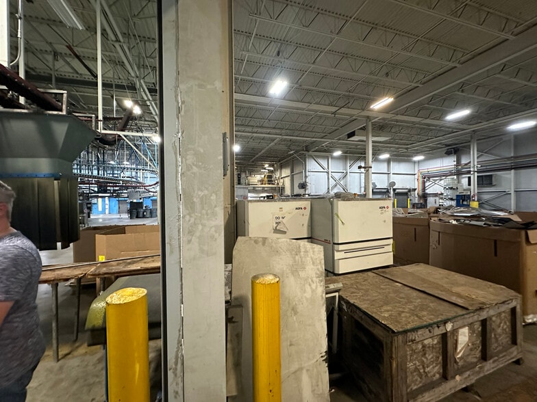 More Photos Of 301 Cuthbert Blvd, Cherry Hill Warehouse For Sale