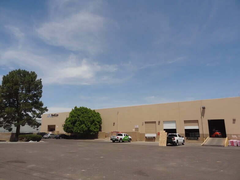 More Photos Of 402 W Fairmont Dr, Tempe Distribution For Lease