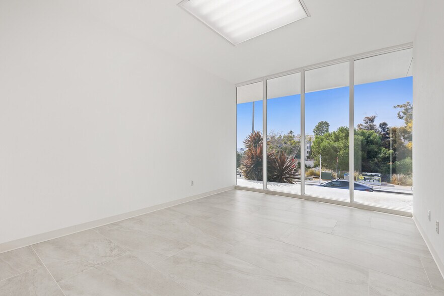 More Photos Of 3003 4th Ave, San Diego Medical For Lease