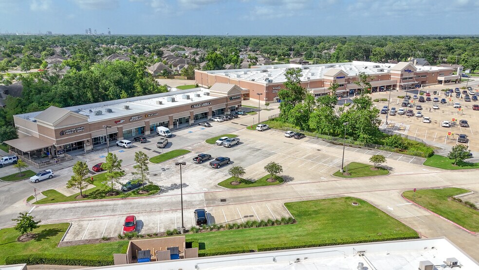 More Photos Of Oyster Creek& N Dixie Dr, Lake Jackson Unknown For Lease