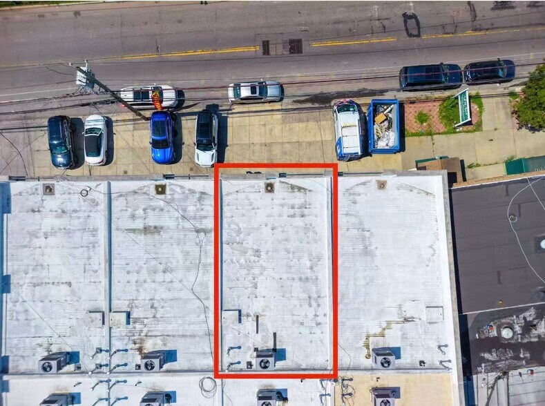 More Photos Of 4364A Victory Blvd, Staten Island Industrial For Sale