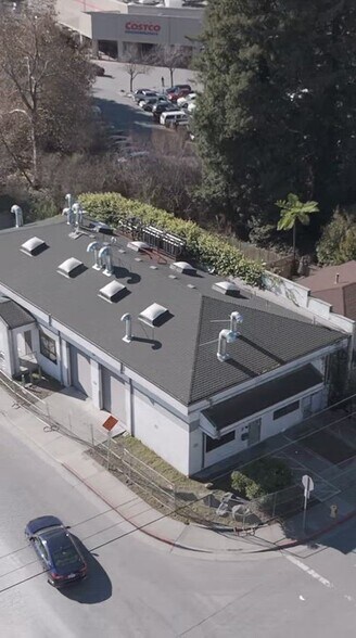 More Photos Of 211 Fern St, Santa Cruz Showroom For Sale
