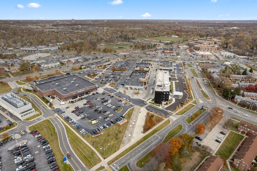 More Photos Of Woodward Ave, Royal Oak Unknown For Lease