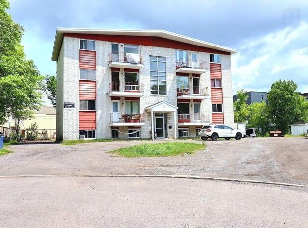 Primary Photo Of 5238 Pl Des Lys, Québec Apartments For Sale