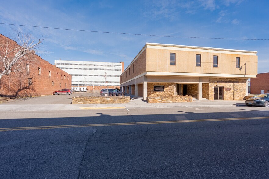 More Photos Of 65 E Main St, Pulaski Coworking Space