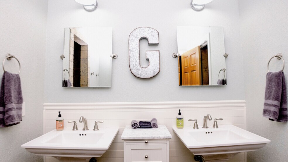 More Photos Of 19398 Highway 80, Hulbert Specialty For Sale