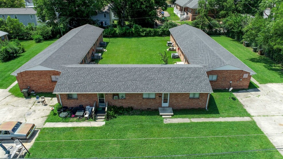 Primary Photo Of 606 Sampson St, Greensboro Apartments For Sale