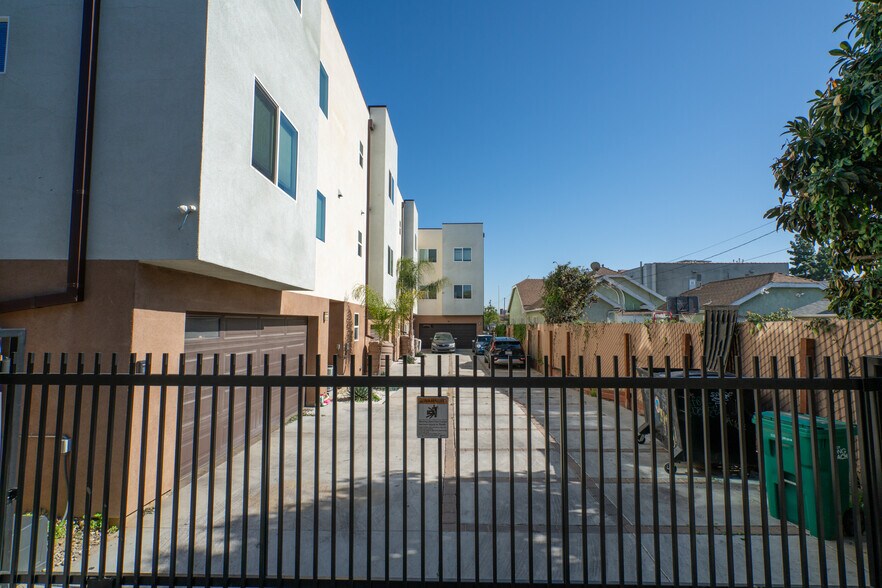 More Photos Of 1491 Atlantic Ave, Long Beach Apartments For Sale
