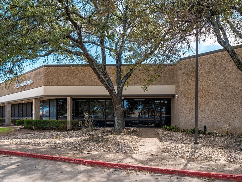 More Photos Of 2111 Braker Ln, Austin Unknown For Lease
