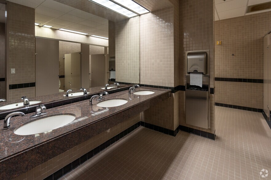 More Photos Of 16055 Space Center Blvd, Houston Office For Lease