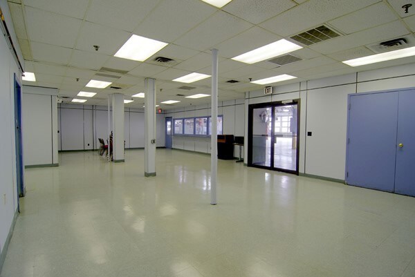 More Photos Of 35 Optical Dr, Southbridge Warehouse For Sale