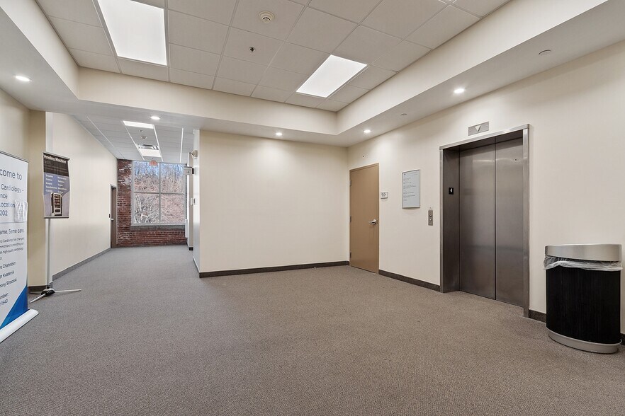 More Photos Of 25 Marston St, Lawrence Medical For Sale