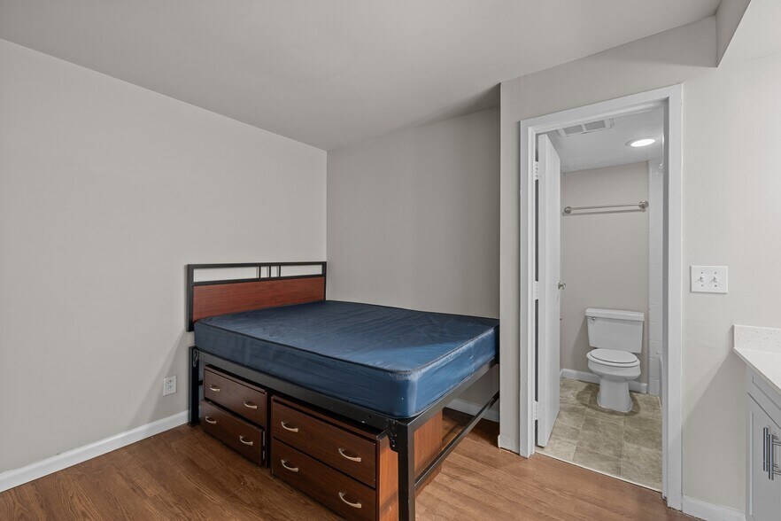 More Photos Of 600 Martin Luther King Jr Blvd, Chapel Hill Apartments For Sale